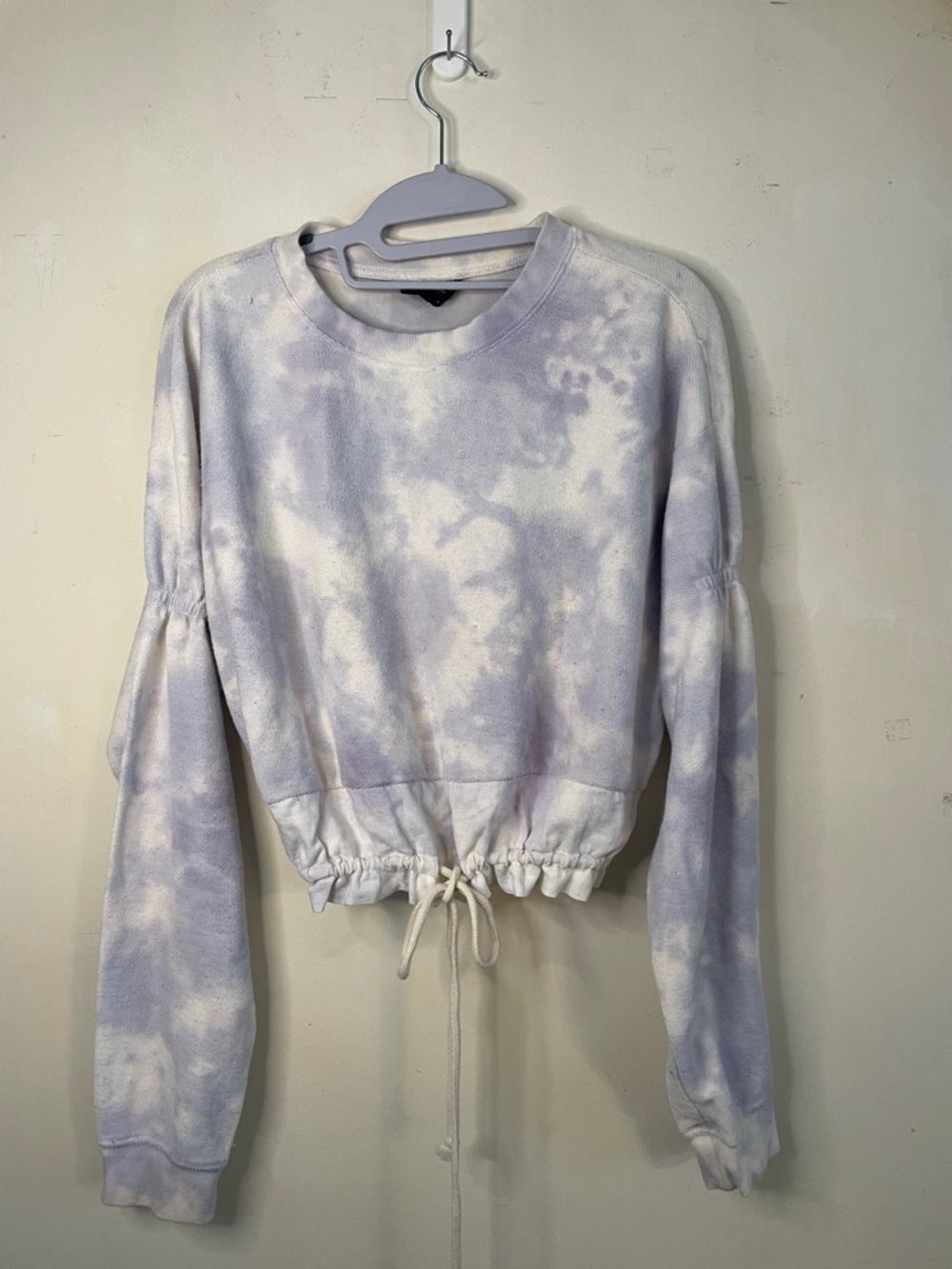 Urban Outfitters Tie-Dye Cropped Sweatshirt